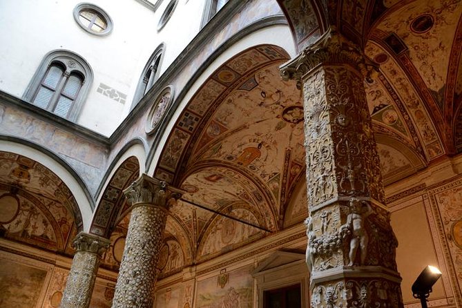 Small-Group Palazzo Vecchio Secret Passages Tour With Lunch or "Gelato" - Meeting and Feedback