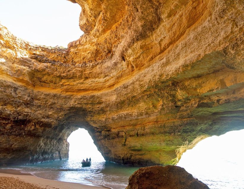 Special 2 Hours Tour to Benagil Cave From Armação De Pêra - Inclusions and Features