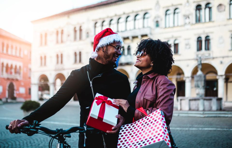 Special Christmas Tour Around Anacapri - Language Options and Accessibility