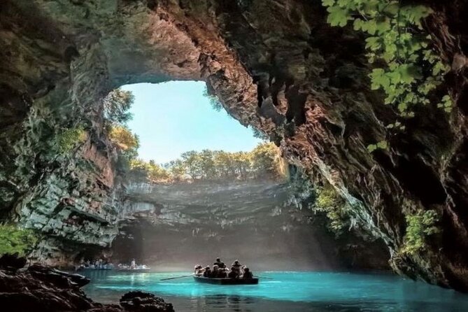 The Caves ....Drogarati Cave and Melissani Lake - Cancellation and Booking