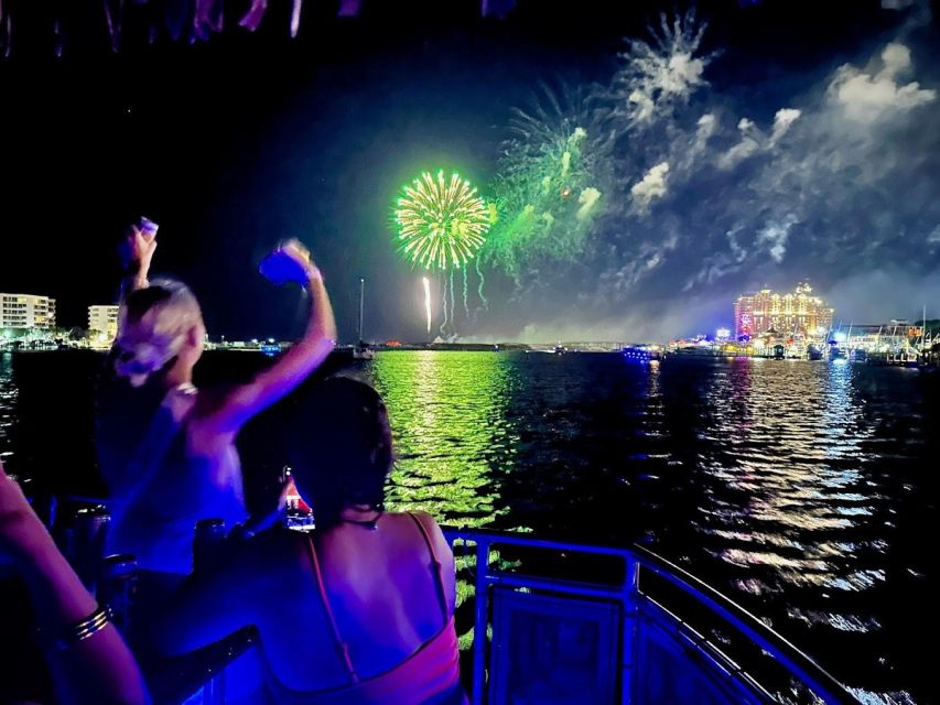 Thursday Night Fireworks - 26' Tiki - Experience Highlights