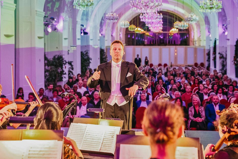 Vienna: Mozart and Strauss Concert in Schoenbrunn - Experience Details