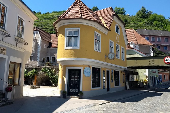 3-Hour Private Hiking Tour to Historic Places Around Spitz in Wachau Valley - Cancellation Policy