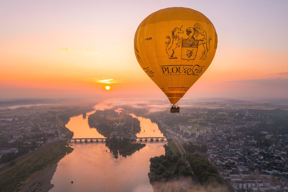 Amboise Hot-Air Balloon VIP for 5 Over the Loire Valley - Inclusions