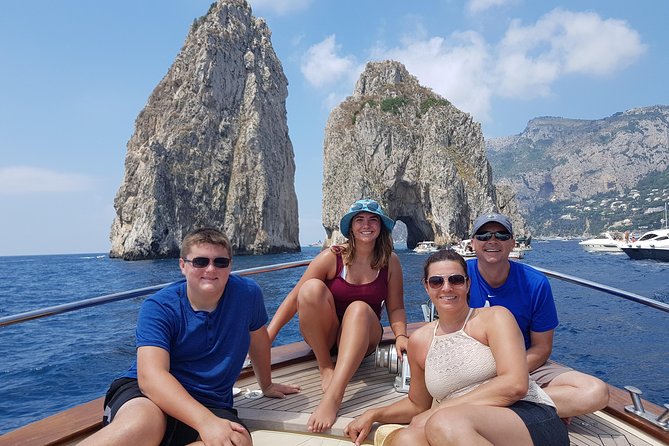 Boat Excursion Capri Island: Small Group From Positano - Free Time in Capri