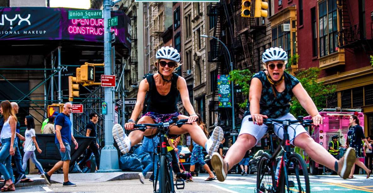 Brooklyn: Sightseeing Bike Tour With Local Guide - Group Size and Languages
