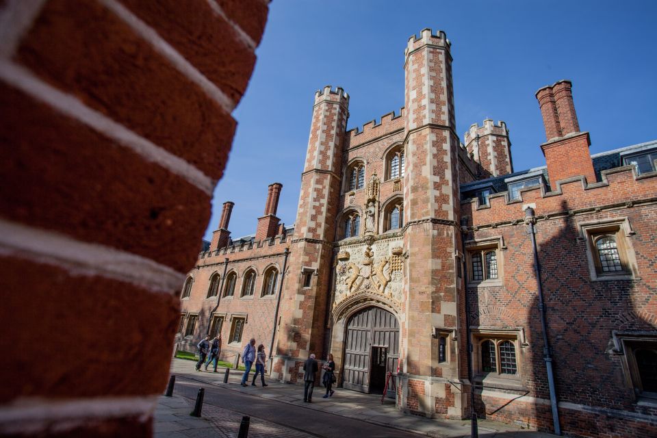 Cambridge: Alumni Led Walking Tour W/Opt Kings College Entry - Optional Kings College Chapel Entry