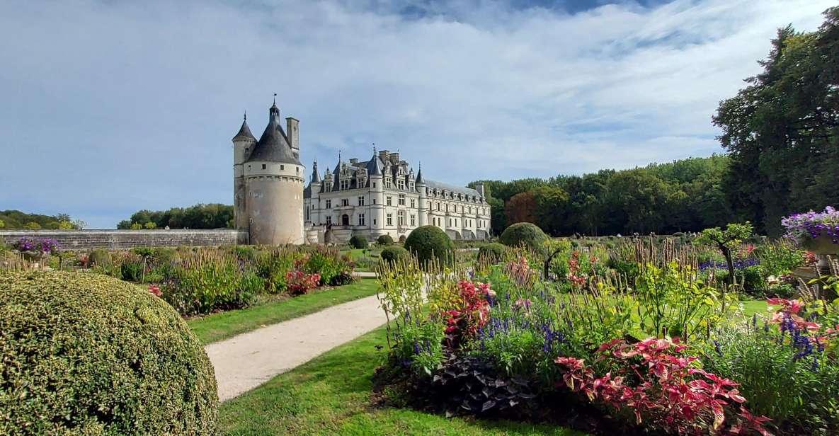 Chambord and Chenonceau Day Trip With Licensed Guide - Full Description