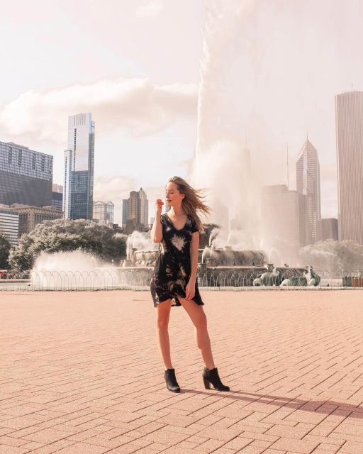 Chicago Instagram Tour: The Most Famous Spots - Famous Landmarks and Architecture