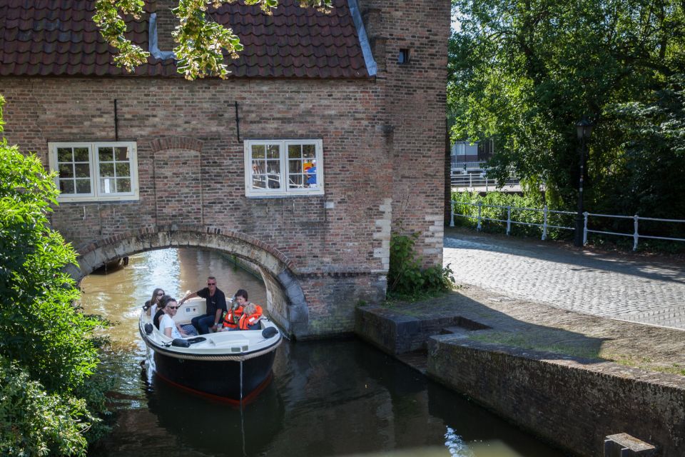 Delft: Open Boat Canal Cruise With Skipper - Booking Information