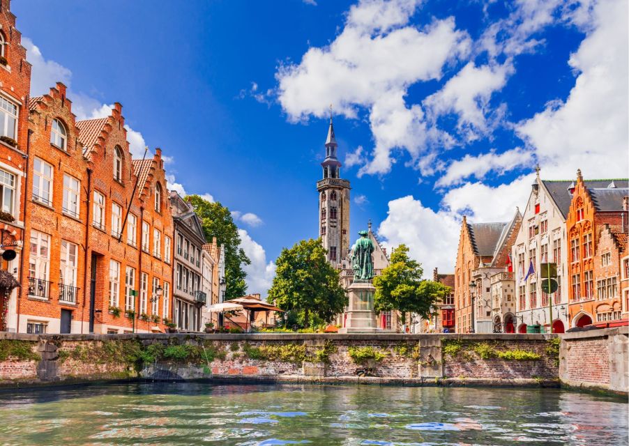 Experience the Best of Bruges on Private Tour With Boat Ride - Tour Experience