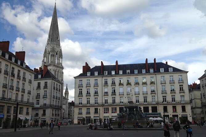Explore Nantes in 1 Hour With a Local - Meeting Point and Pickup Information
