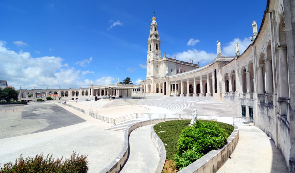 Fatima Private Tour From Lisbon - Description