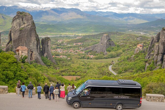 Full-Day Meteora Monasteries and Hermit Caves Tour From Athens - Customer Reviews and Ratings