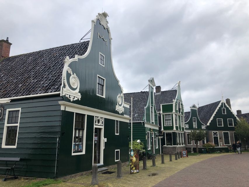 Giethoorn, Private Boat Tour & Zaanse Schans Windmills - Zaanse Schans Visit