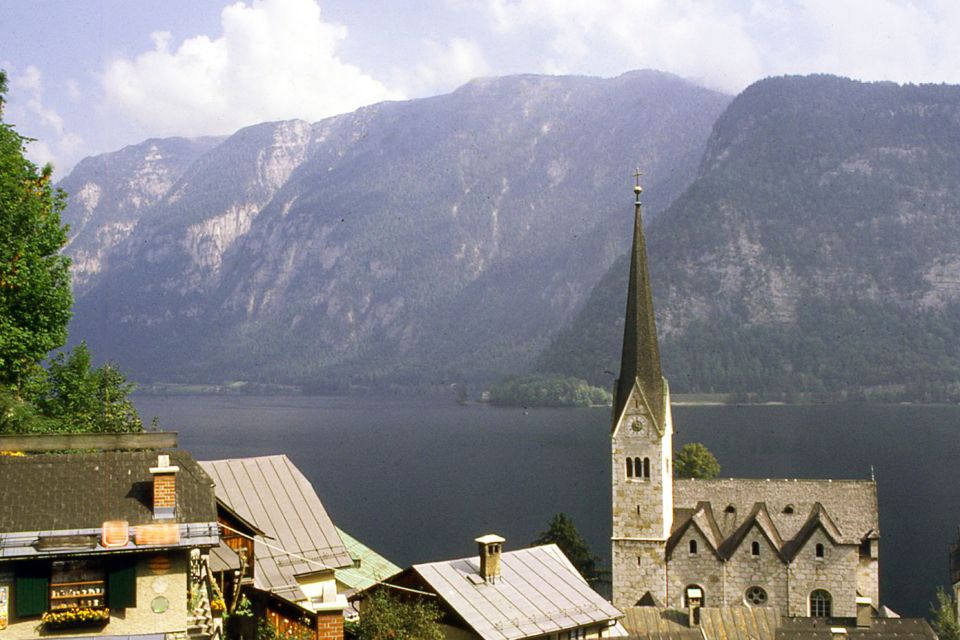 Hallstatt: First Discovery Walk and Reading Walking Tour - Full Description