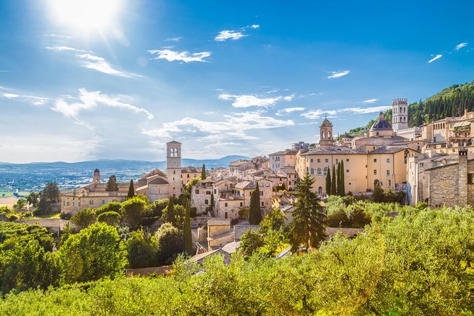 Heart of Umbria: Explore the Mystic Towns of Orvieto and Assisi - Visitor Experience and Challenges