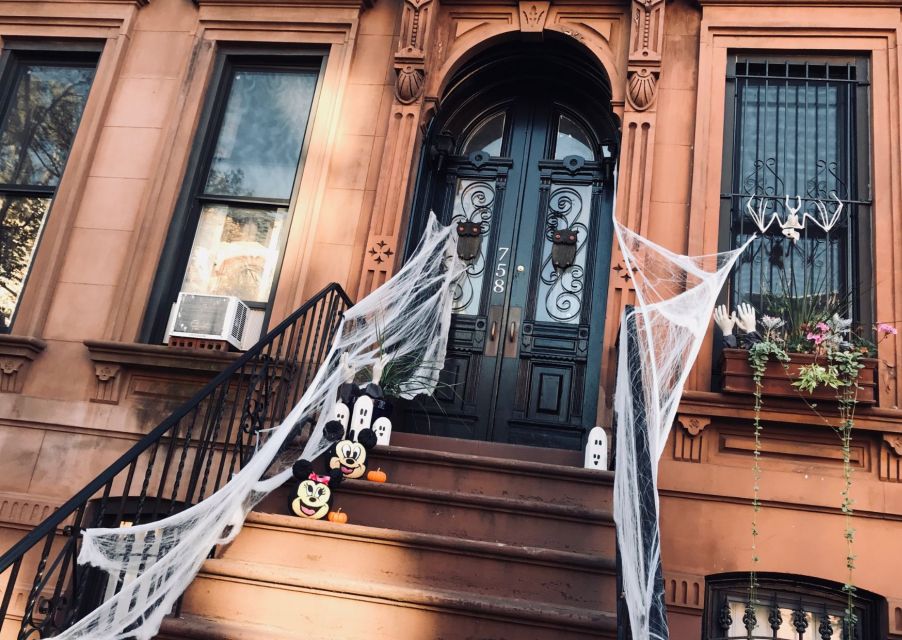 New York City : French Halloween Tour in Brooklyn - Inclusions
