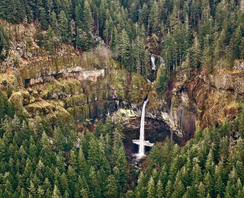 Portland: Multnomah Falls Scenic Air Tour - Full Description