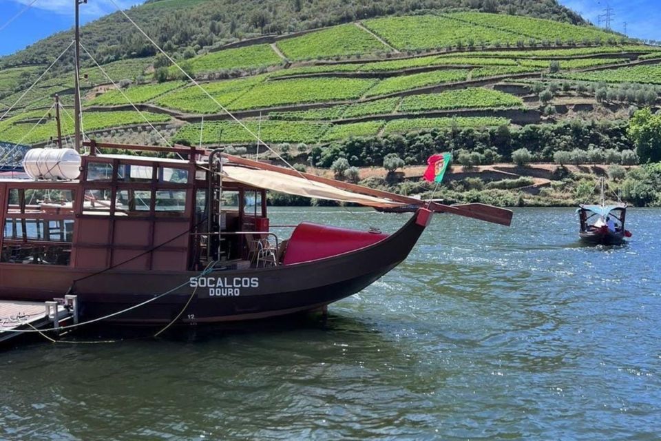 Porto: Douro Valley Guided Tour, 3 Tastings, Lunch & Cruise - Itinerary and Meeting Information