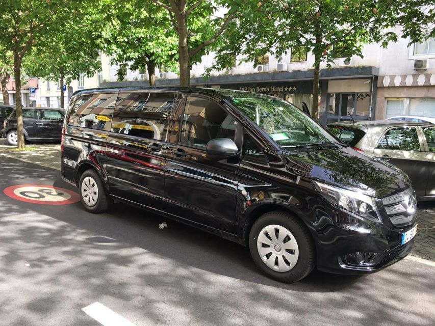 Porto: Private Transfer Between Porto City and Lisbon City - Meeting Point Information