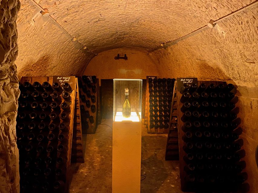 Private Champagne Grand Vintage Taittinger, Veuve Clicquot - Itinerary Highlights
