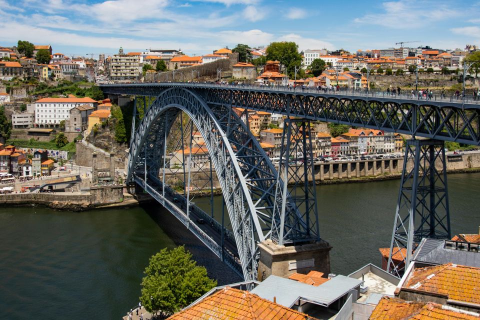Private Transfer: Faro/Lagos to Porto - Transportation Details