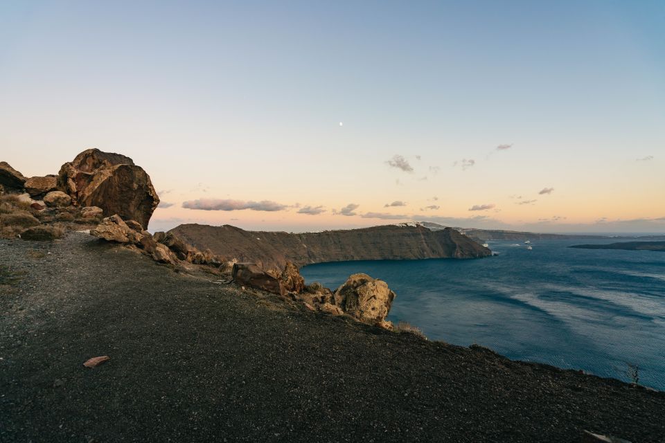 Santorini: Caldera Trail Guided Hike and Sunset Viewing - Experience Highlights