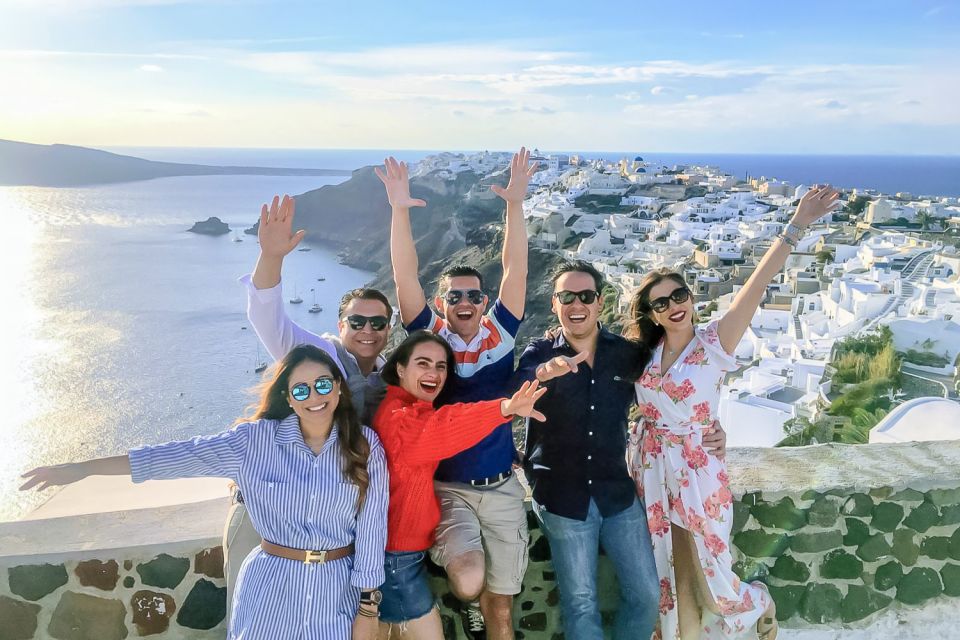 Santorini: Private Highlights Tour by Minibus - Itinerary Highlights