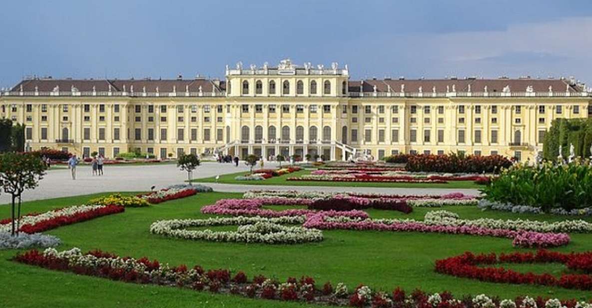 Schönbrunn Grand Tour : Private Skip-the-Line Walking Tour - Palace Exploration and Room Discovery