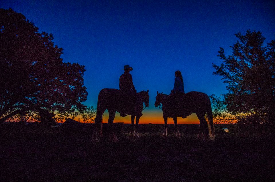 Waco: Sunset Horseback Ride With Campfire, Smores, & Games - Participant Restrictions