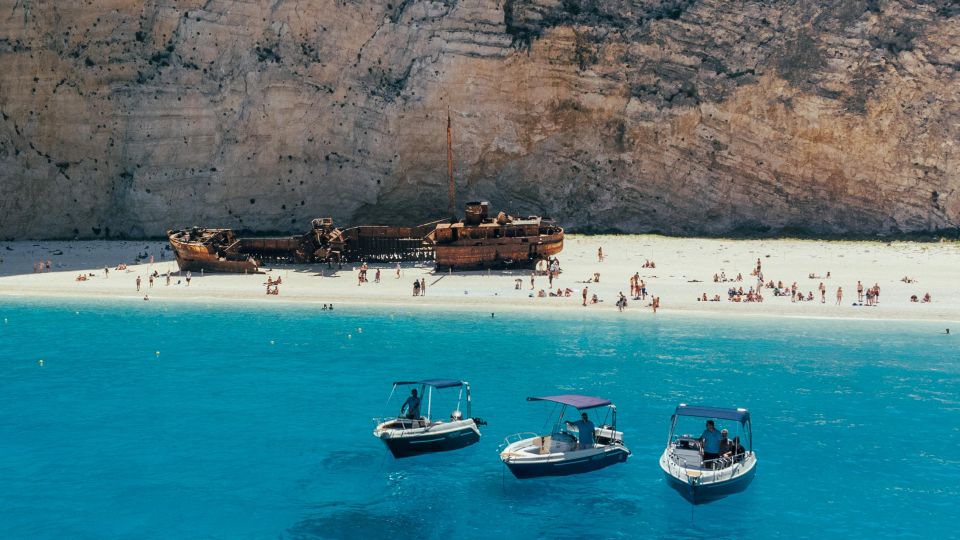Zakynthos: Private Cruise to Shipwreck Beach and Blue Caves - Includes