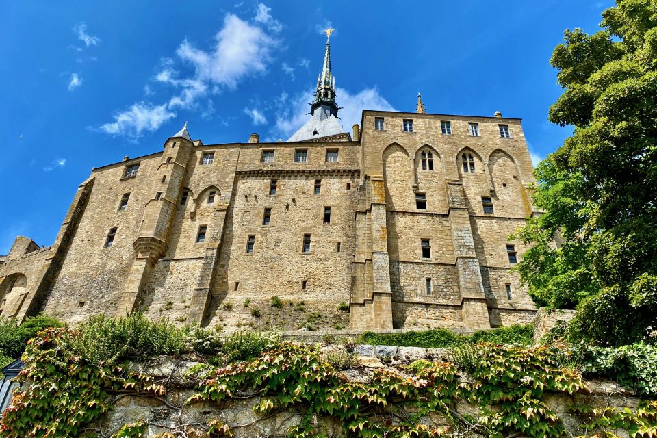 2-day Private D-Day Mont Saint-Michel 3 Castles by Mercedes - Historical Sites Visited