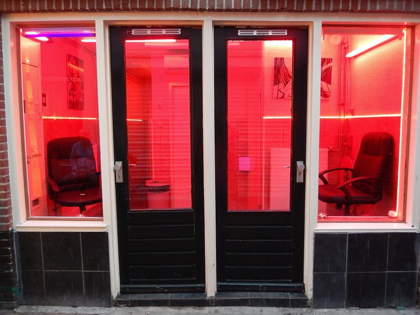 Amsterdam: Red Light District Exclusive Night Tour - Customer Reviews