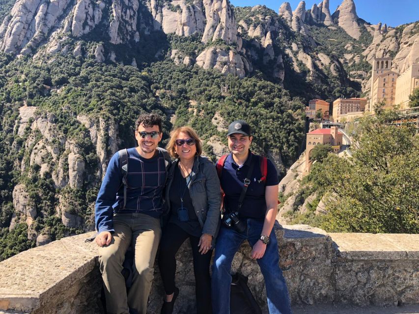 Barcelona: Montserrat Private Trip With Cable Car and Lunch - Customer Reviews