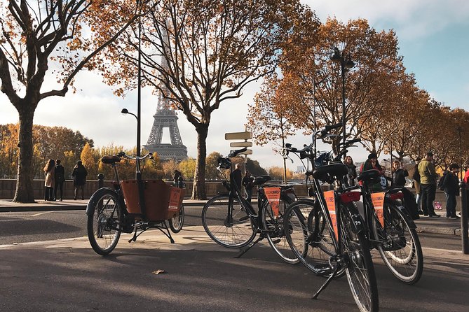 City Bike Tour on a Dutch Bike - Meeting and Cancellation Policies