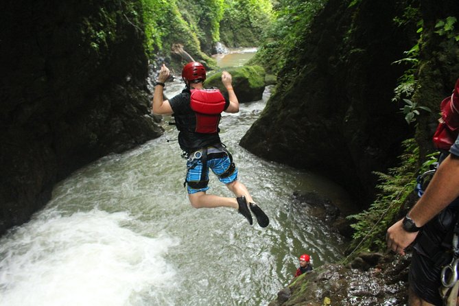 Costa Rica Canyoning Adventure From La Fortuna - Booking Information and Pricing