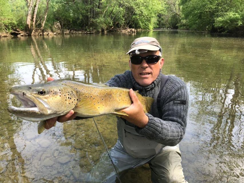 Fly Fishing Course in Jura - Inclusions