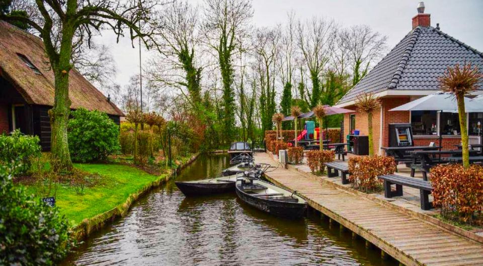 From Amsterdam: Giethoorn Guided Day Trip With Canal Cruise - Common questions