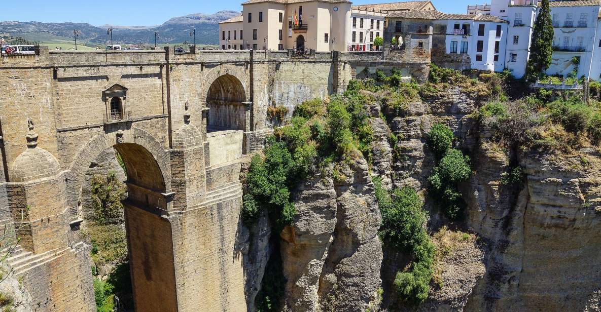 From Cadiz: Ronda & Arcos De La Frontera Private Day Trip - Itinerary