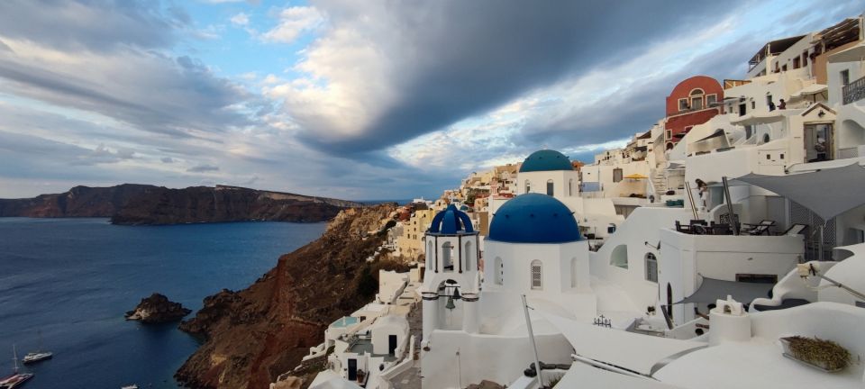 From Santorini: Guided Oia Morning Tour With Breakfast - Guide and Photography Tips