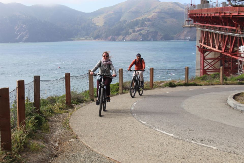 Golden Gate Bridge: Self-guided Tour App - Audio + Written - Gift Option and General Information