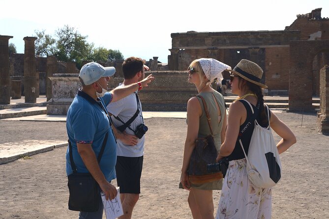 Guided Tour of Pompeii Ruins With Lunch and Wine Tasting - Recommendations and Ratings
