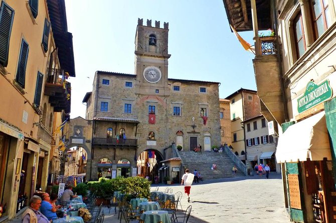 Heart of Umbria: Explore the Mystic Towns of Orvieto and Assisi - Tour Organization and Execution