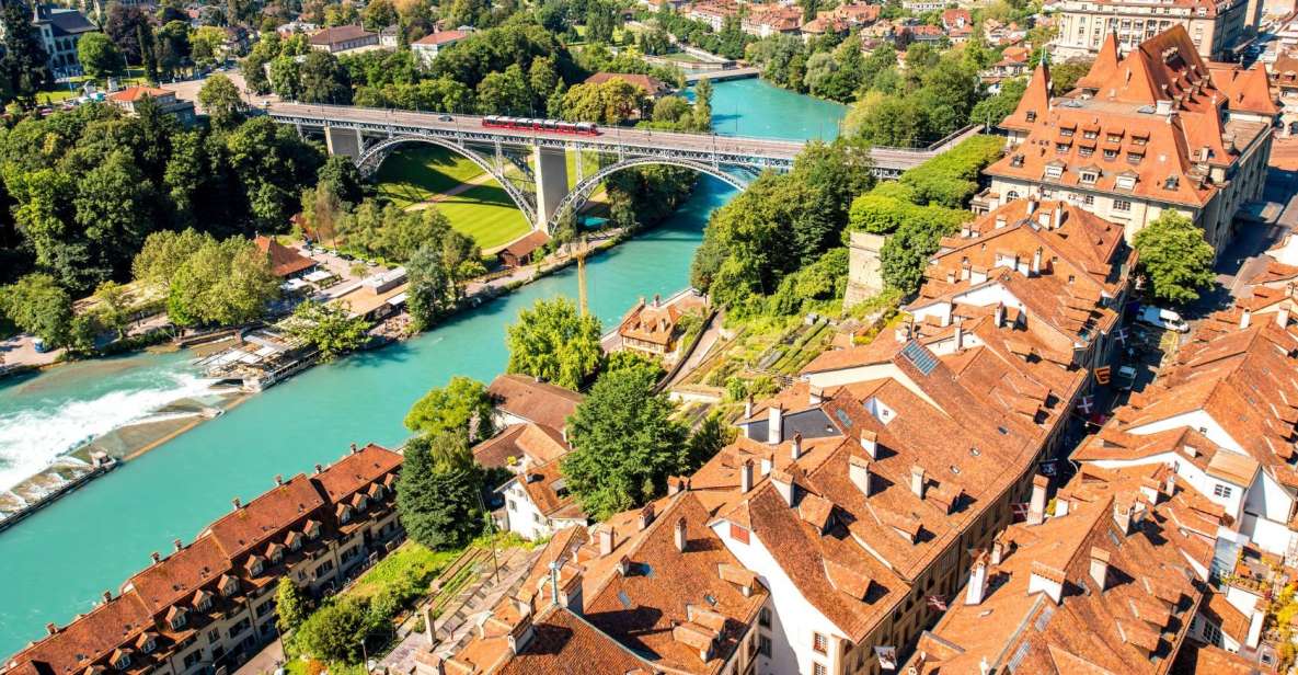 Highlights & Hidden Gems of Bern: Small Group Guided Walking - Immersive Experience in UNESCO Old Town