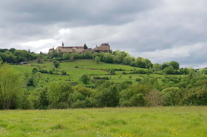 Hike to Discover the Most Beautiful Villages of France of the Dordogne Valley : Loubressac and Autoi - Hidden Gems and Local Secrets