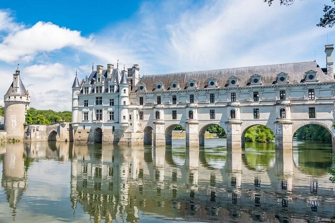 Incredible Loire Castles Tour With Wine Tastings and Lunch - Lunch Details