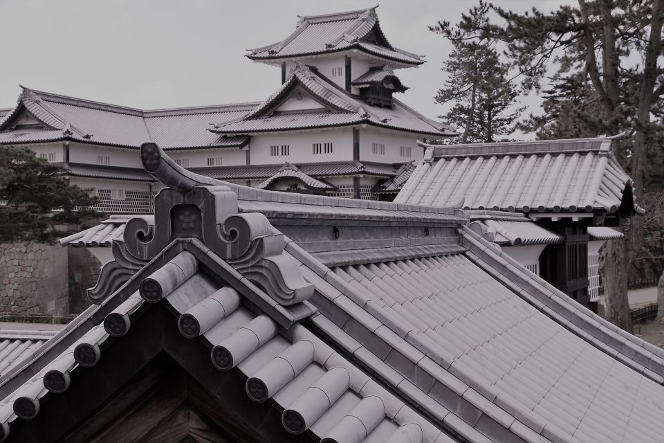 Kanazawa: Full-Day Private Guided Tour - Kanazawa Castle and Gardens Visit