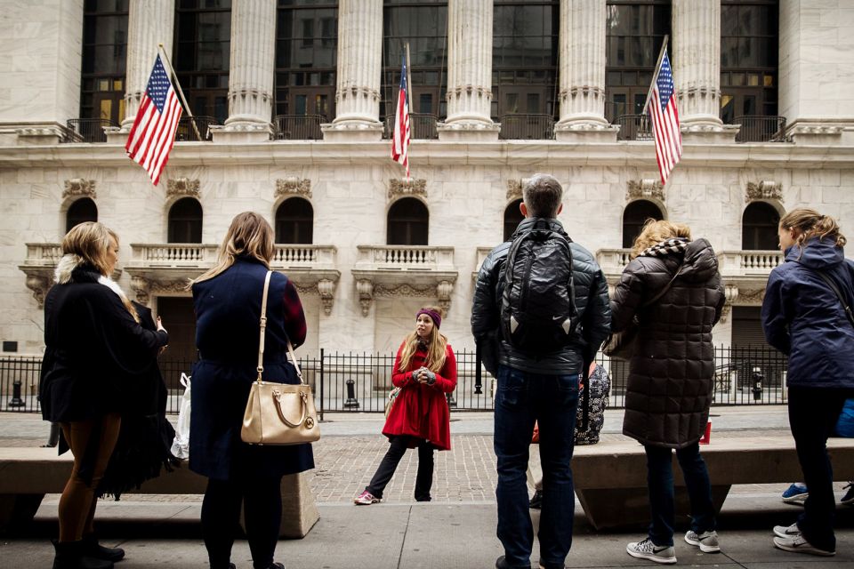 Lower Manhattan Tour: Wall Street & 9/11 Memorial - Logistics and Reviews