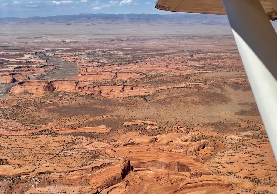 Moab: Arches National Park Airplane Tour - Exclusive Photography Opportunities